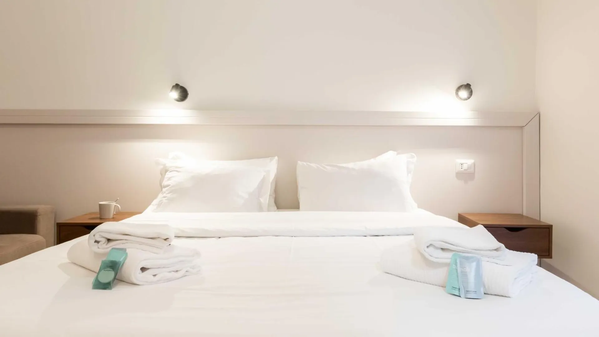 Renovated 2-Bdr Flat Statuto - Zen 51 Apartment Rome