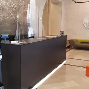 Varese Hotell
