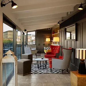 Trianon Borgo Pio Hotel