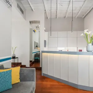 Maison Giulia By Hili Bed & Breakfast